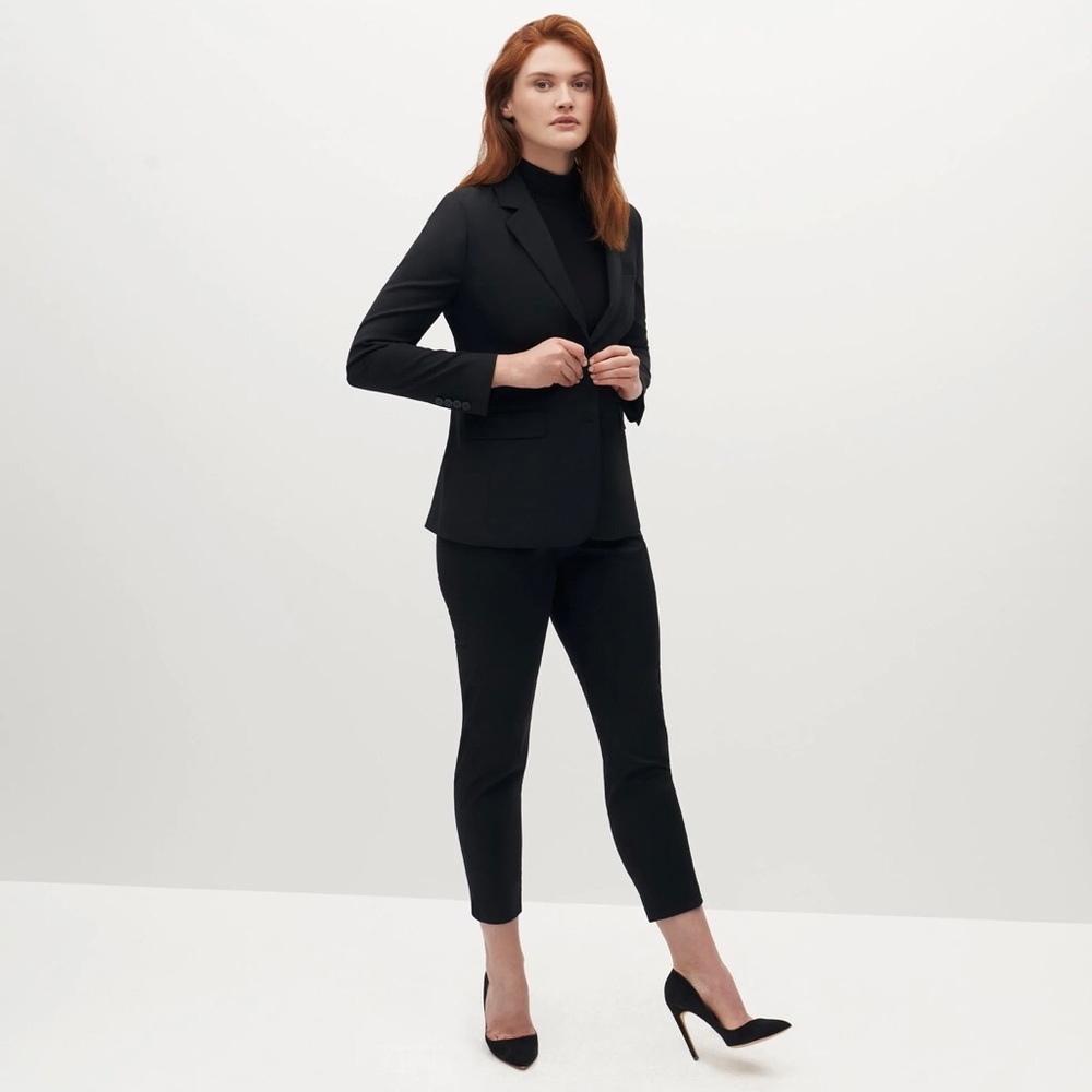 Women’s Classic Black PantSuit Set